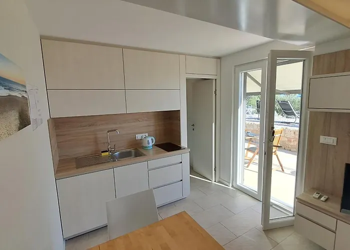 Stjepan Exclusive Zavala